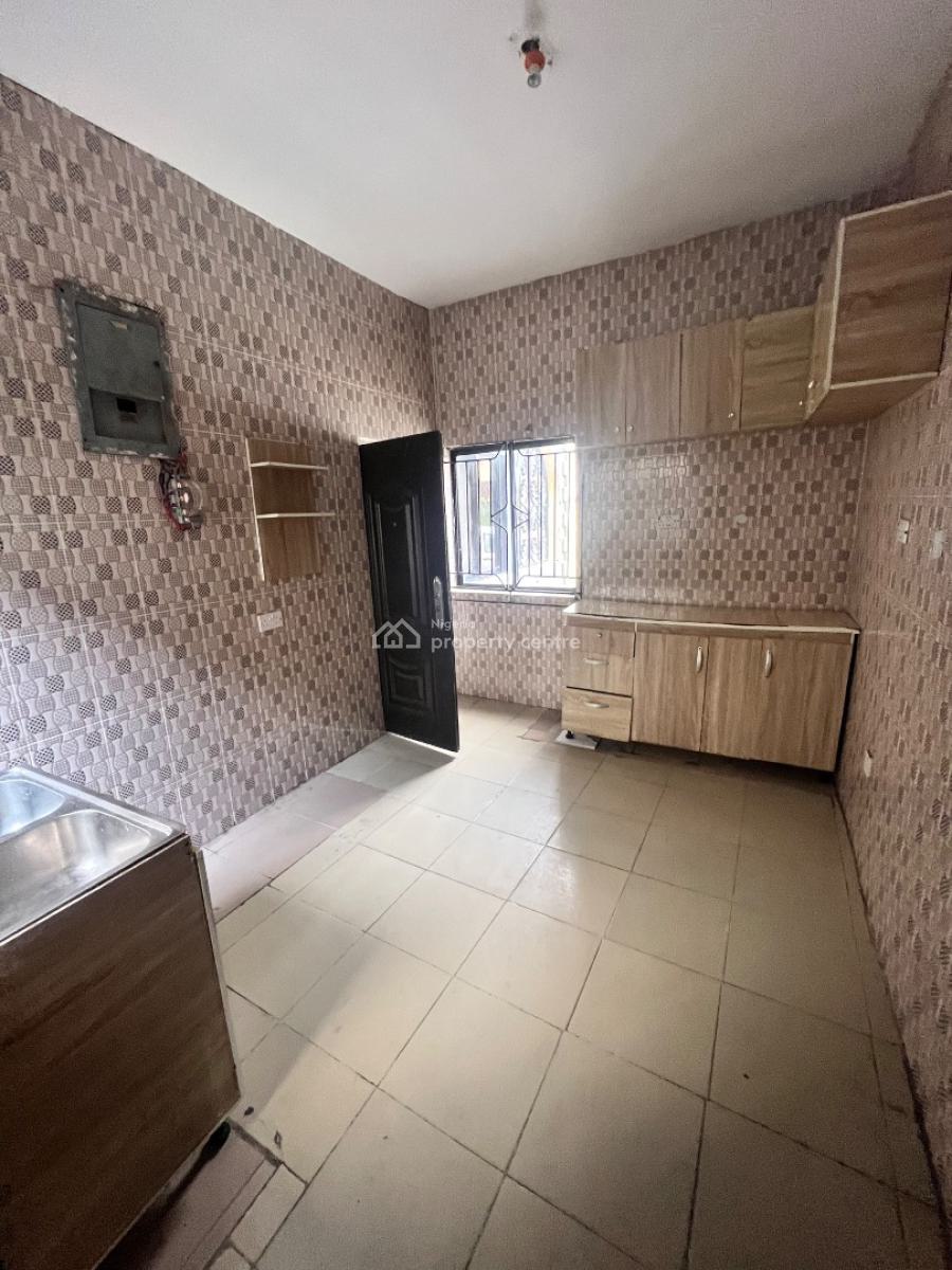 Neat 3 Bedroom Flat, Thomas Estate, Ajah, Lagos, Flat / Apartment for Rent