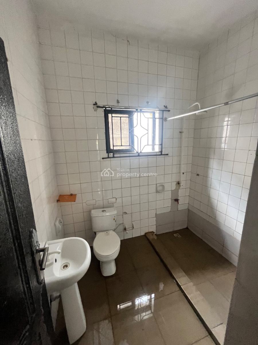 Neat 3 Bedroom Flat, Thomas Estate, Ajah, Lagos, Flat / Apartment for Rent