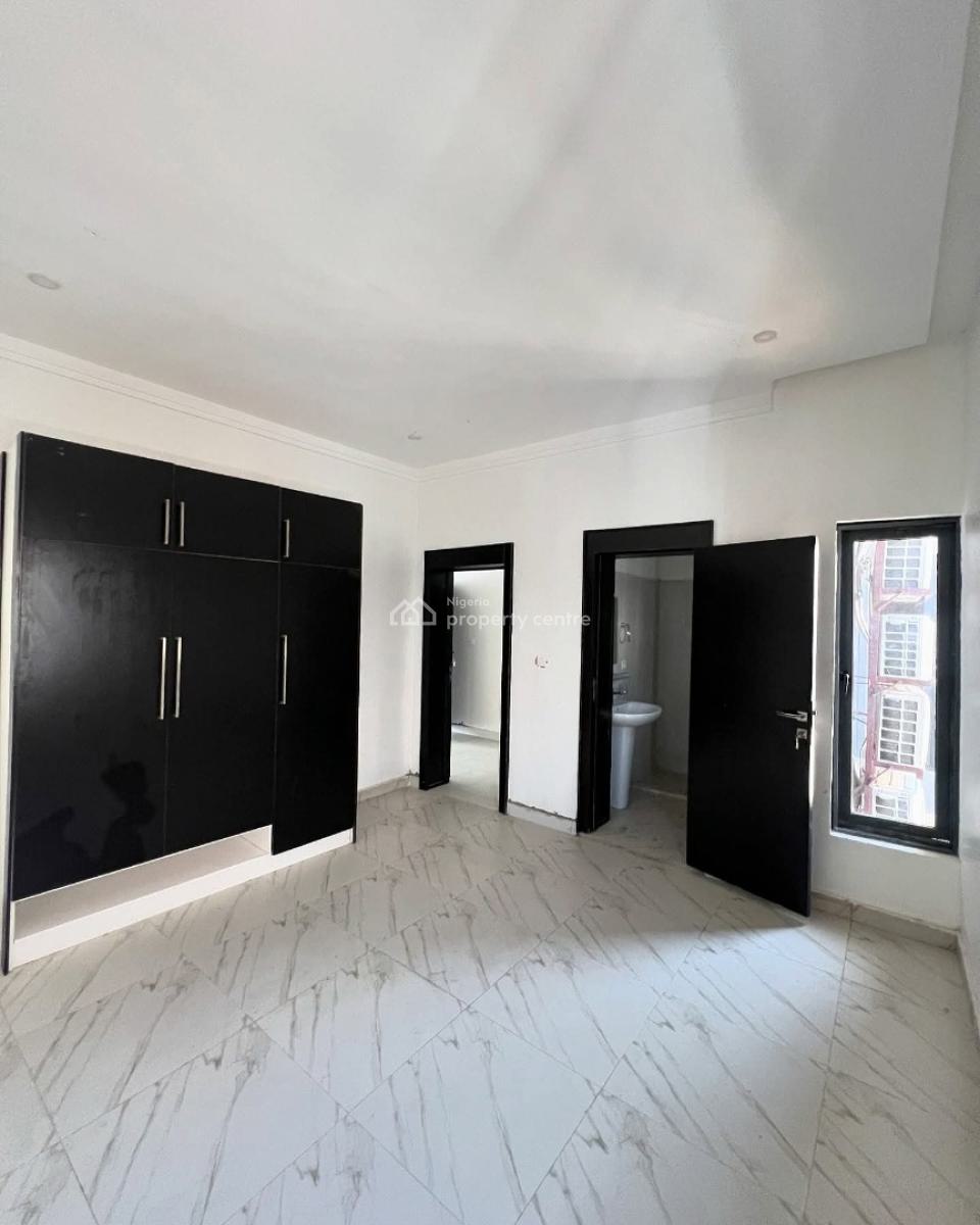 Spacious 2-bedroom Apartment, Victoria Island (vi), Lagos, Flat / Apartment for Rent