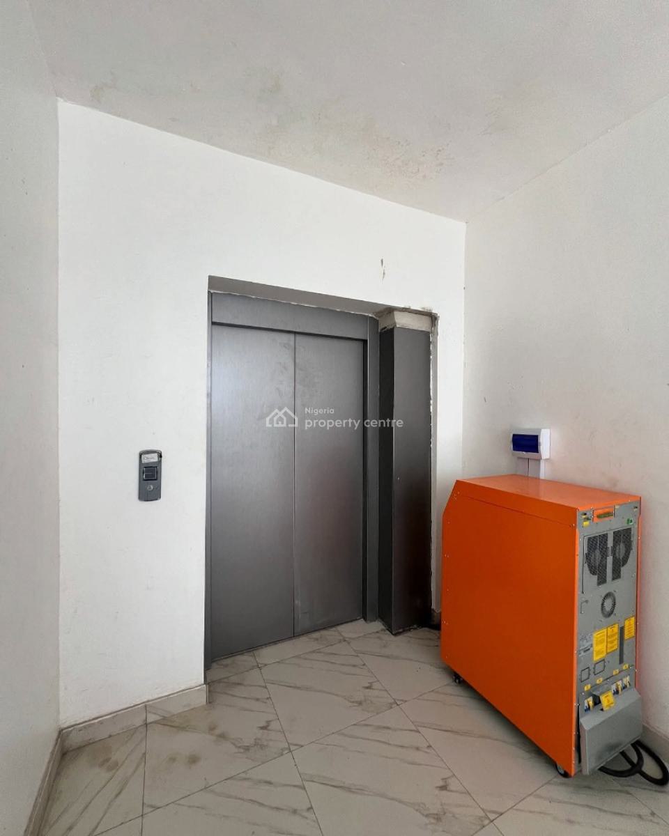 Spacious 2-bedroom Apartment, Victoria Island (vi), Lagos, Flat / Apartment for Rent