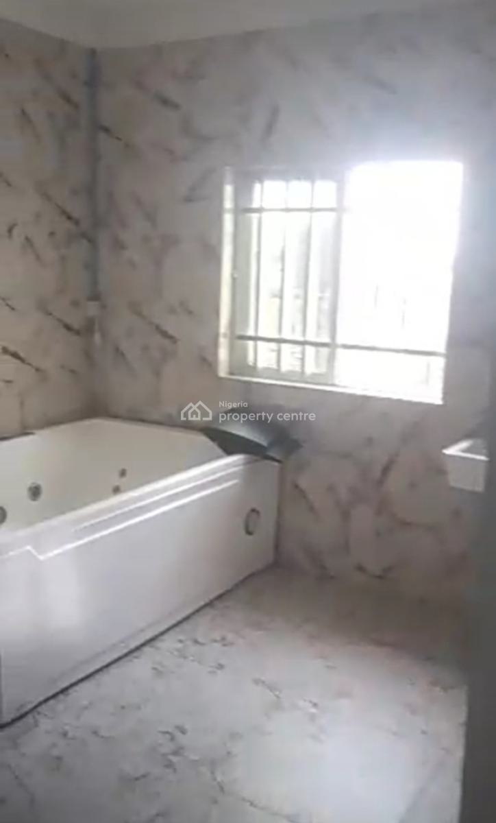 Upstairs Well Built 2 Bedroom Apartment {video Available}, Divine Homes Back Gate @thomas Estate, Ajah, Lagos, Flat / Apartment for Rent
