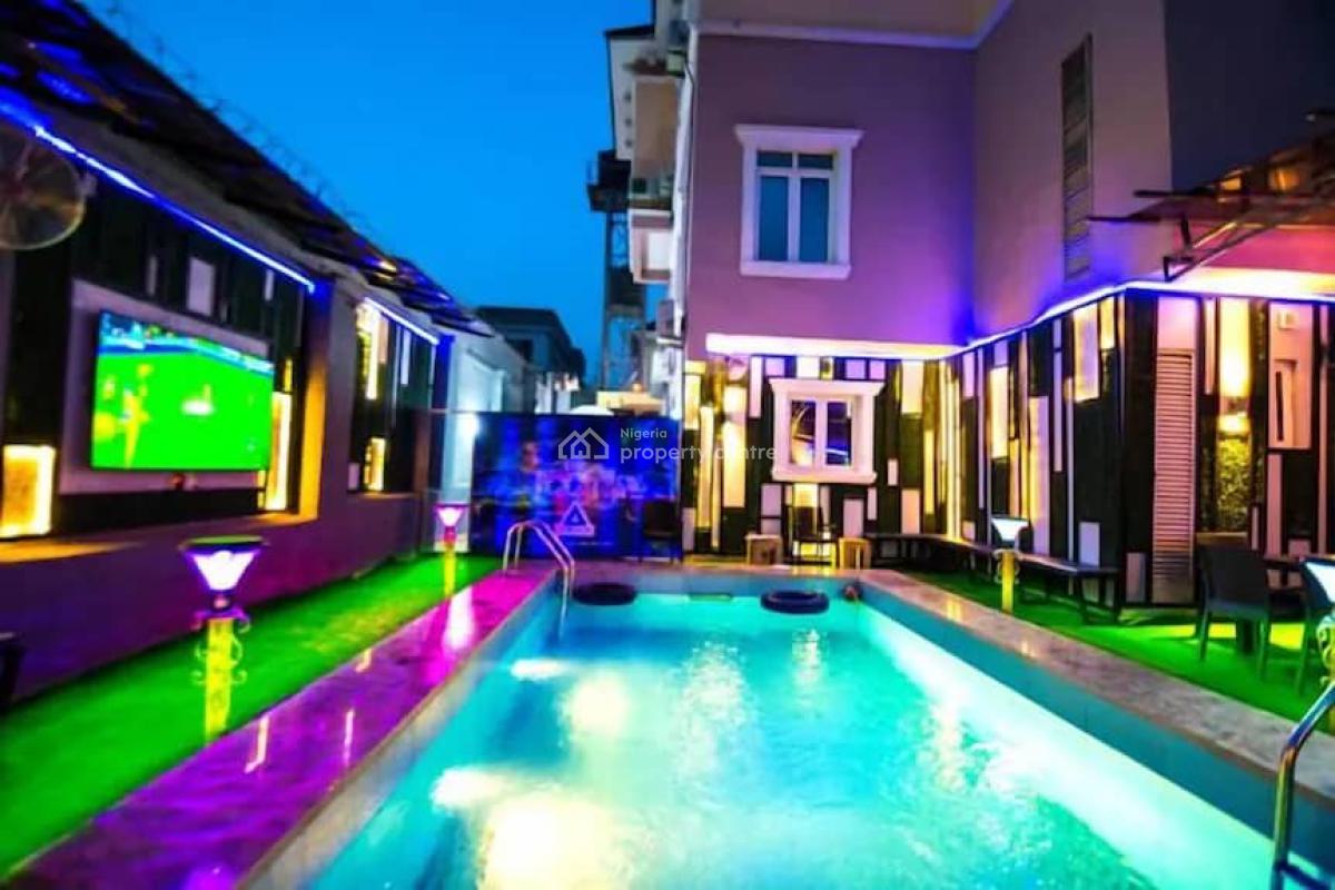 21 Rooms Functional Hotel, 4th Avenue, Gwarinpa, Abuja, Hotel / Guest House for Sale