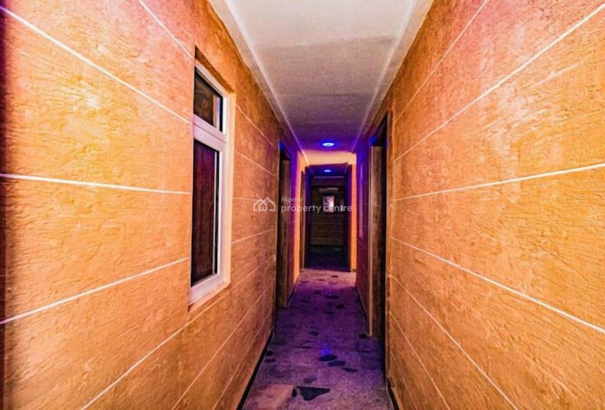21 Rooms Functional Hotel, 4th Avenue, Gwarinpa, Abuja, Hotel / Guest House for Sale