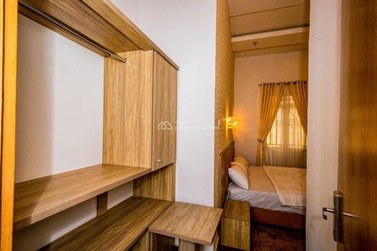 21 Rooms Functional Hotel, 4th Avenue, Gwarinpa, Abuja, Hotel / Guest House for Sale