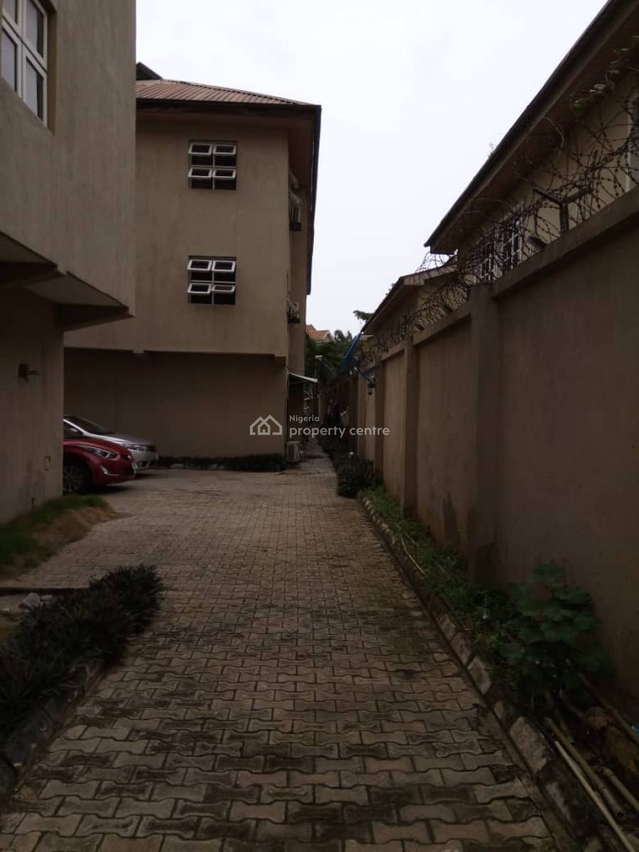 17 Apartments on 2396sqm of Land, Oniru, Victoria Island (vi), Lagos, Block of Flats for Sale