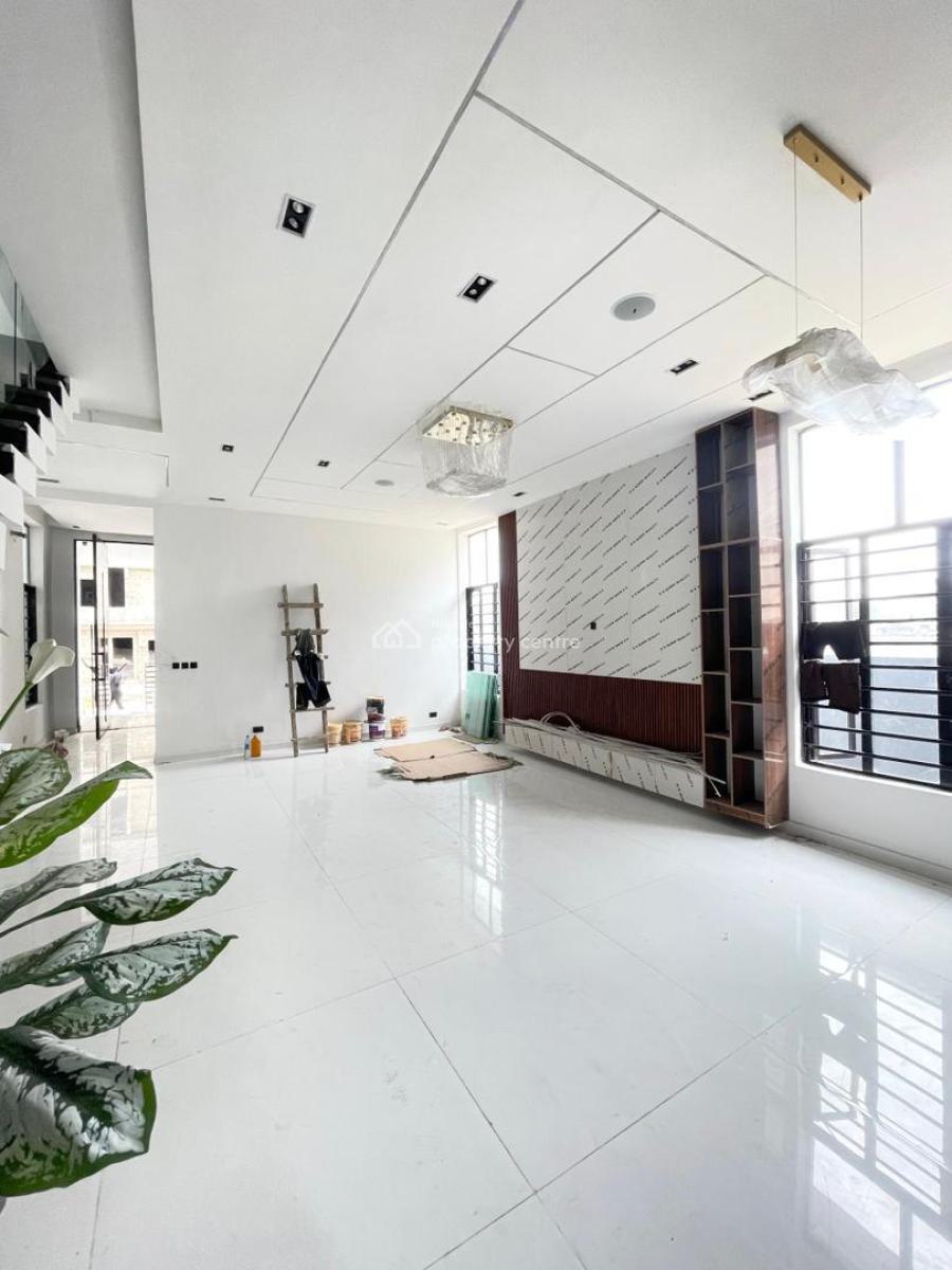5 Bedrooms Fully-detached Duplex with Bq, Chevron, Lekki, Lagos, Detached Duplex for Sale
