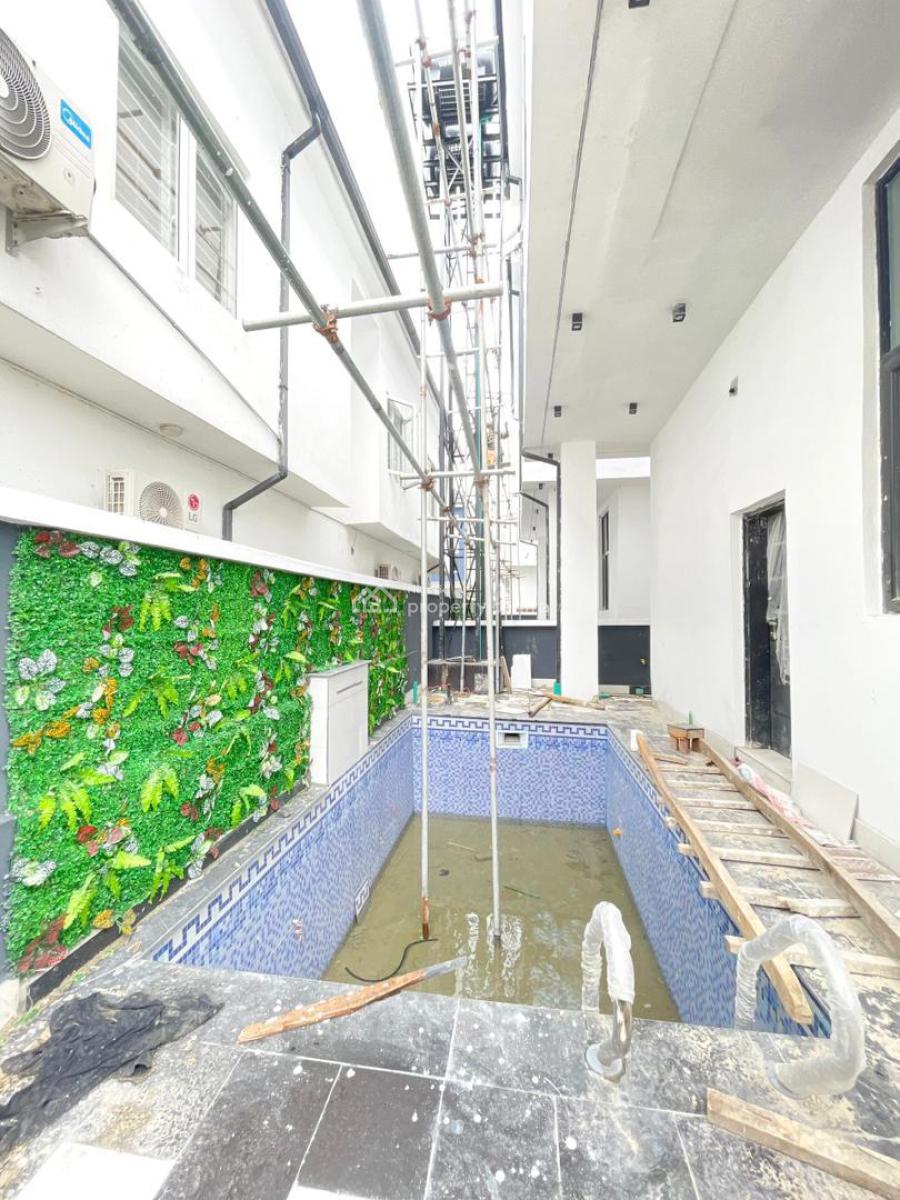 5 Bedrooms Fully-detached Duplex with Bq, Chevron, Lekki, Lagos, Detached Duplex for Sale