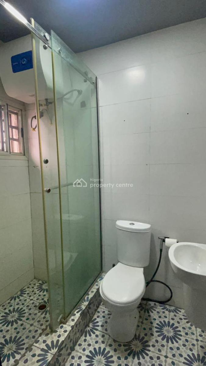 Funished and Serviced 3 Bedroom Apartment, Off Freedom Way, Lekki Phase 1, Lekki, Lagos, Flat / Apartment for Rent