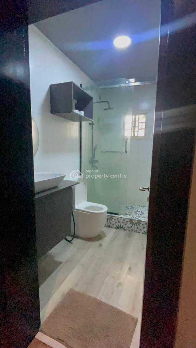 Funished and Serviced 3 Bedroom Apartment, Off Freedom Way, Lekki Phase 1, Lekki, Lagos, Flat / Apartment for Rent
