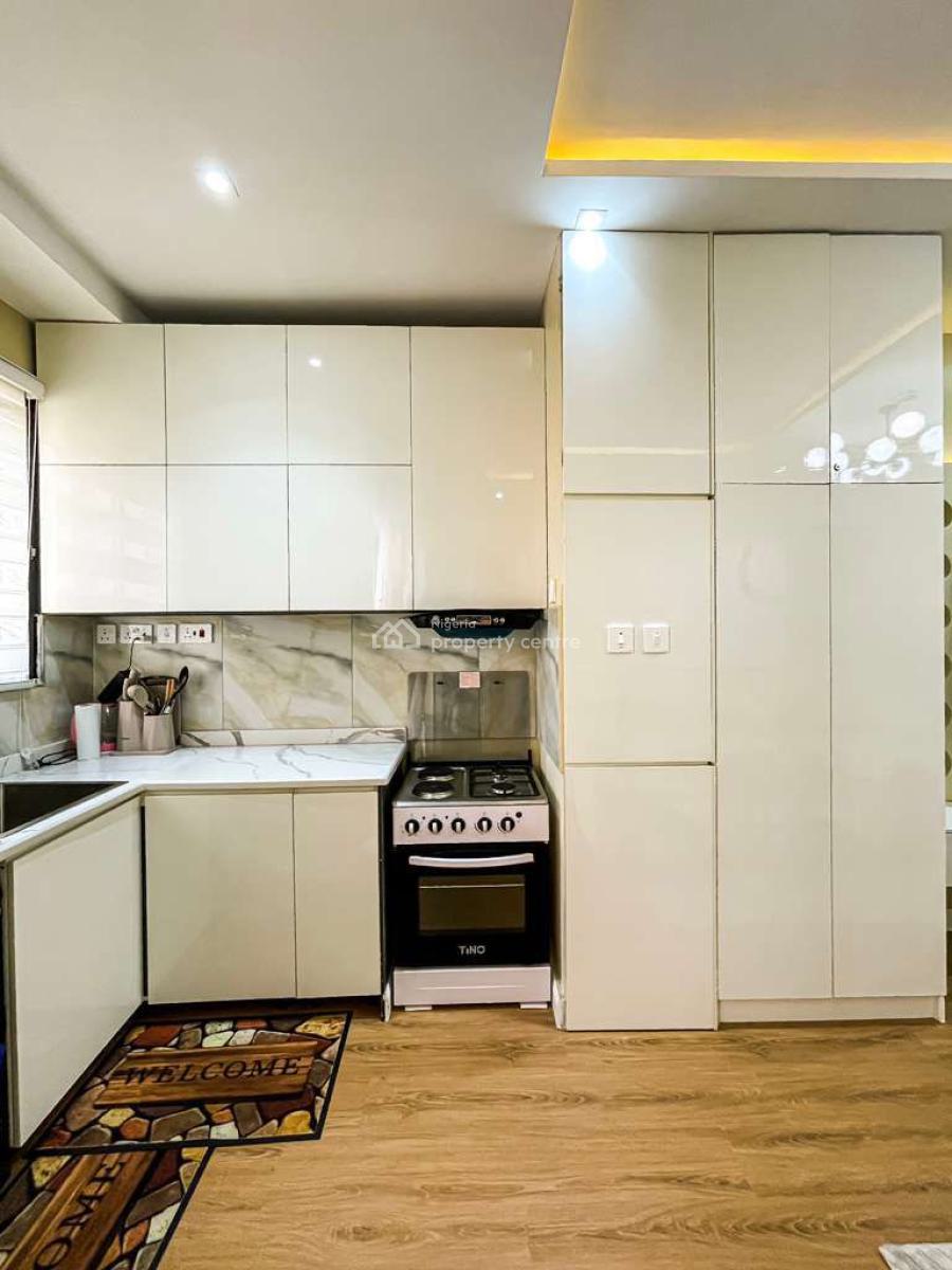 Luxury One Bedroom with Ps5, Swimming Pool and Gym., Lekki Phase 1, Lekki, Lagos, Flat / Apartment Short Let