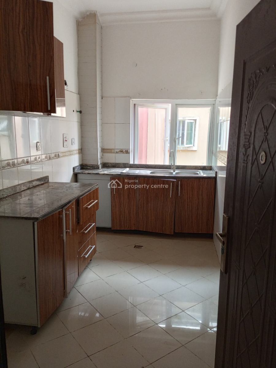 Luxury 2 Bedroom Apartment with Necessary Facilities, Septem Court, Lekki, Lagos, Flat / Apartment for Rent