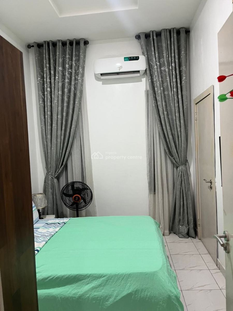 Luxury 4 Bedroom Terrace, Lekki Phase 1, Lekki, Lagos, Flat / Apartment Short Let