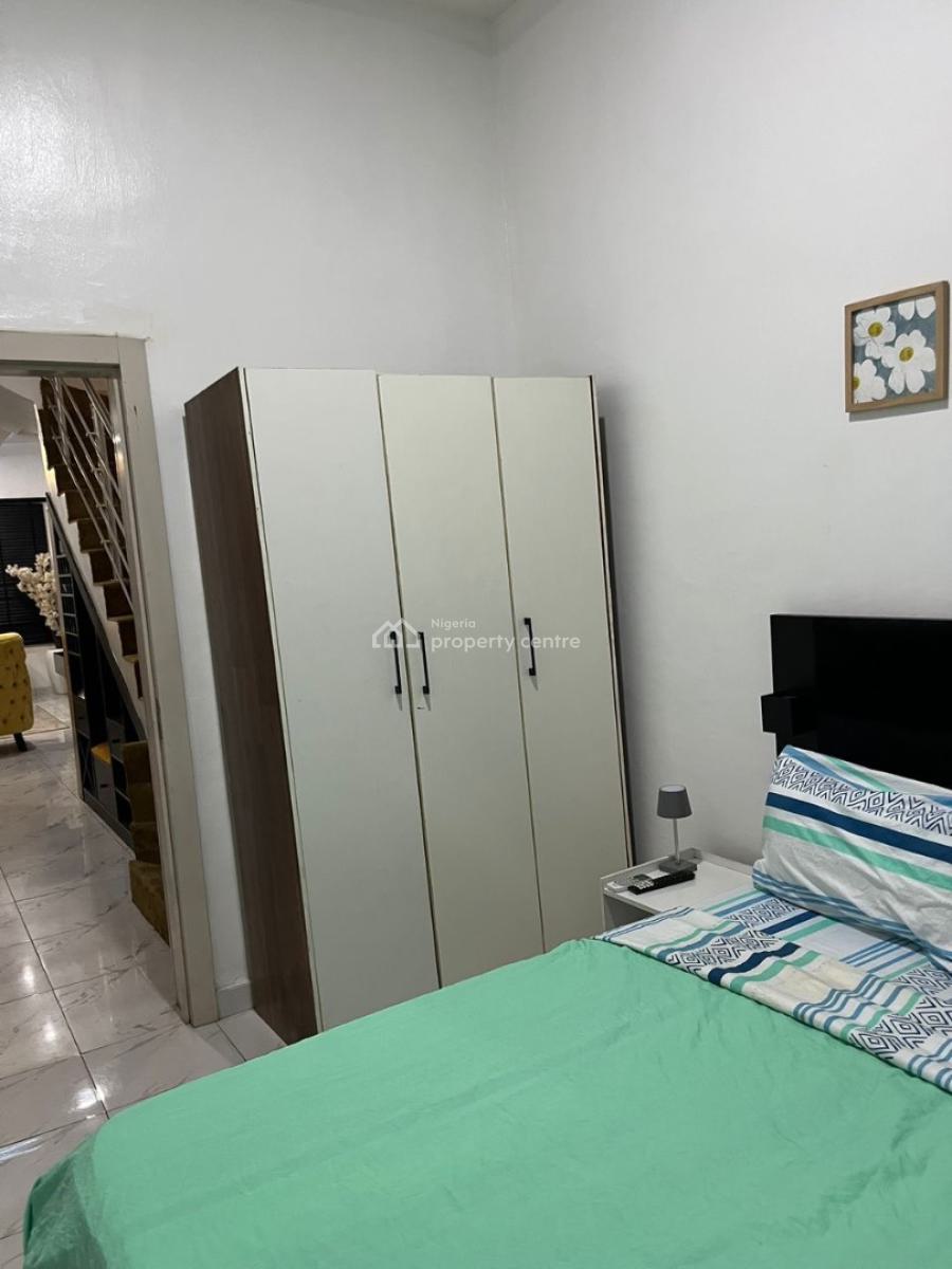 Luxury 4 Bedroom Terrace, Lekki Phase 1, Lekki, Lagos, Flat / Apartment Short Let