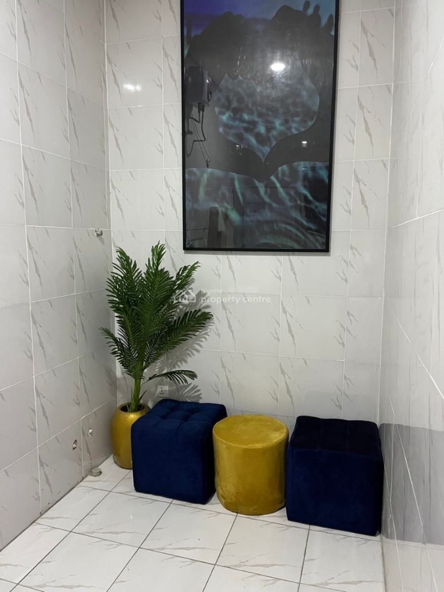 Luxury 4 Bedroom Terrace, Lekki Phase 1, Lekki, Lagos, Flat / Apartment Short Let