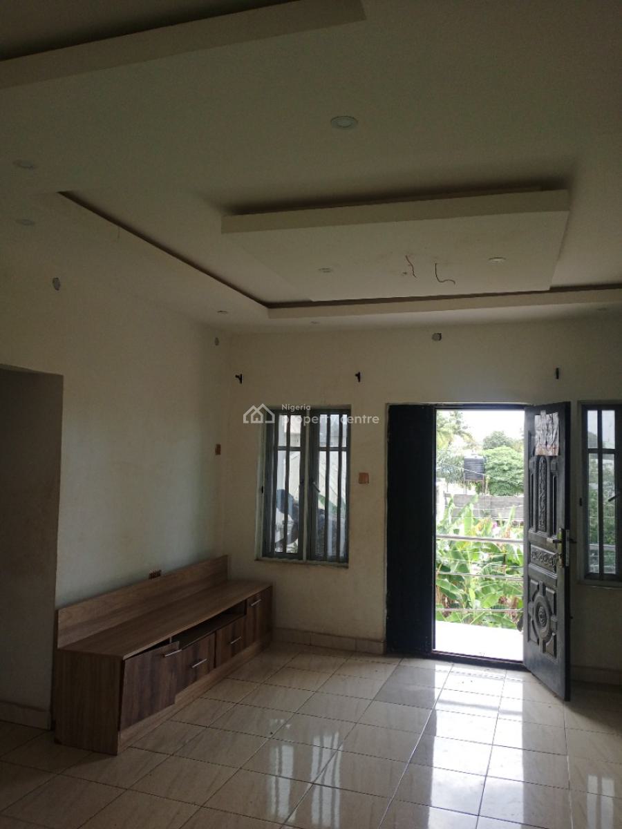 Luxurious 3 Bedroom Upstairs Apartment, Aiyeteju, Ibeju Lekki, Lagos, Flat / Apartment for Rent