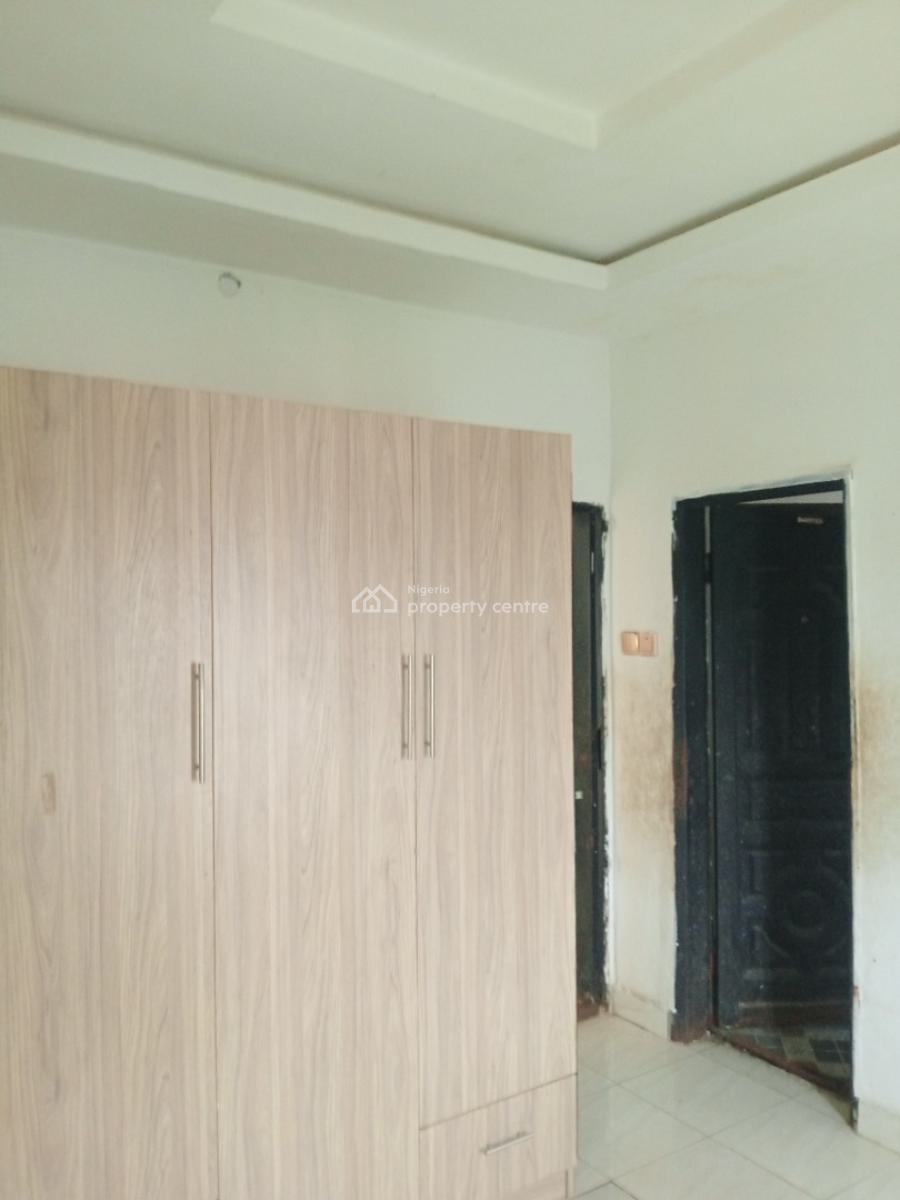 Luxurious 3 Bedroom Upstairs Apartment, Aiyeteju, Ibeju Lekki, Lagos, Flat / Apartment for Rent