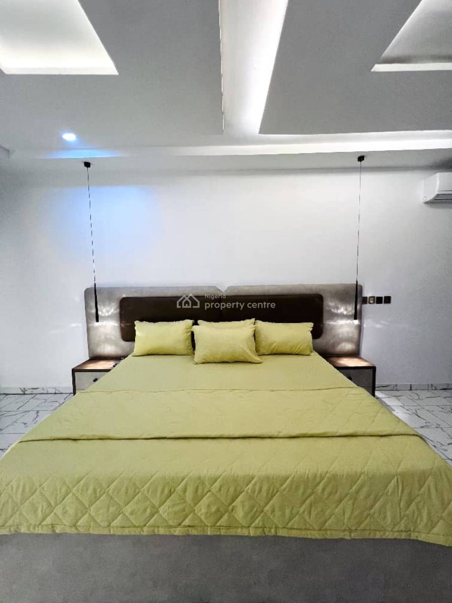 Luxurious 4-bedroom Service Apartment, Guzape District, Abuja, Terraced Duplex for Rent