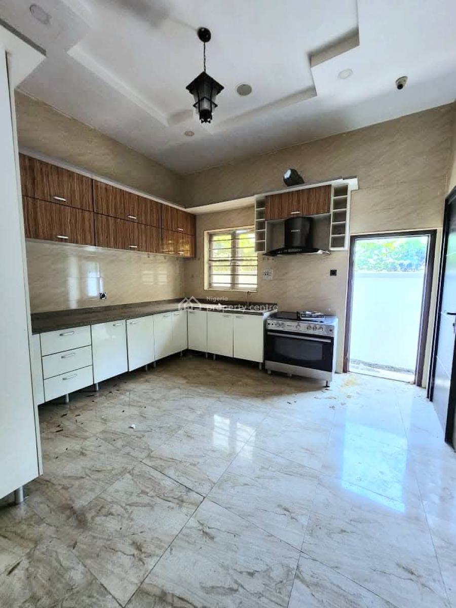Spacious 5-bedroom Fully Detached Duplex, Lekki Phase 1, Lekki, Lagos, Detached Duplex for Rent