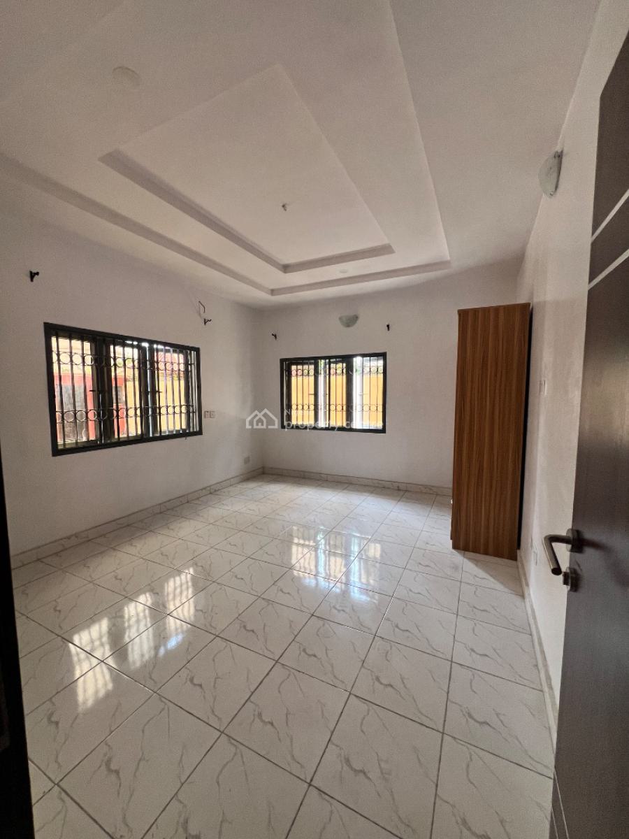 Lovely 3 Bedroom Apartment, Lekki Phase 1, Lekki, Lagos, Flat / Apartment for Rent