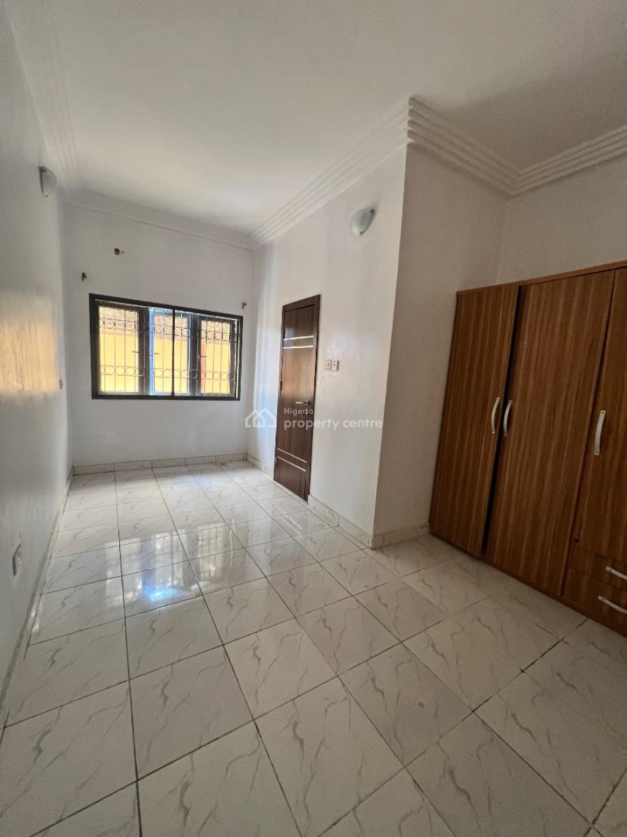 Lovely 3 Bedroom Apartment, Lekki Phase 1, Lekki, Lagos, Flat / Apartment for Rent