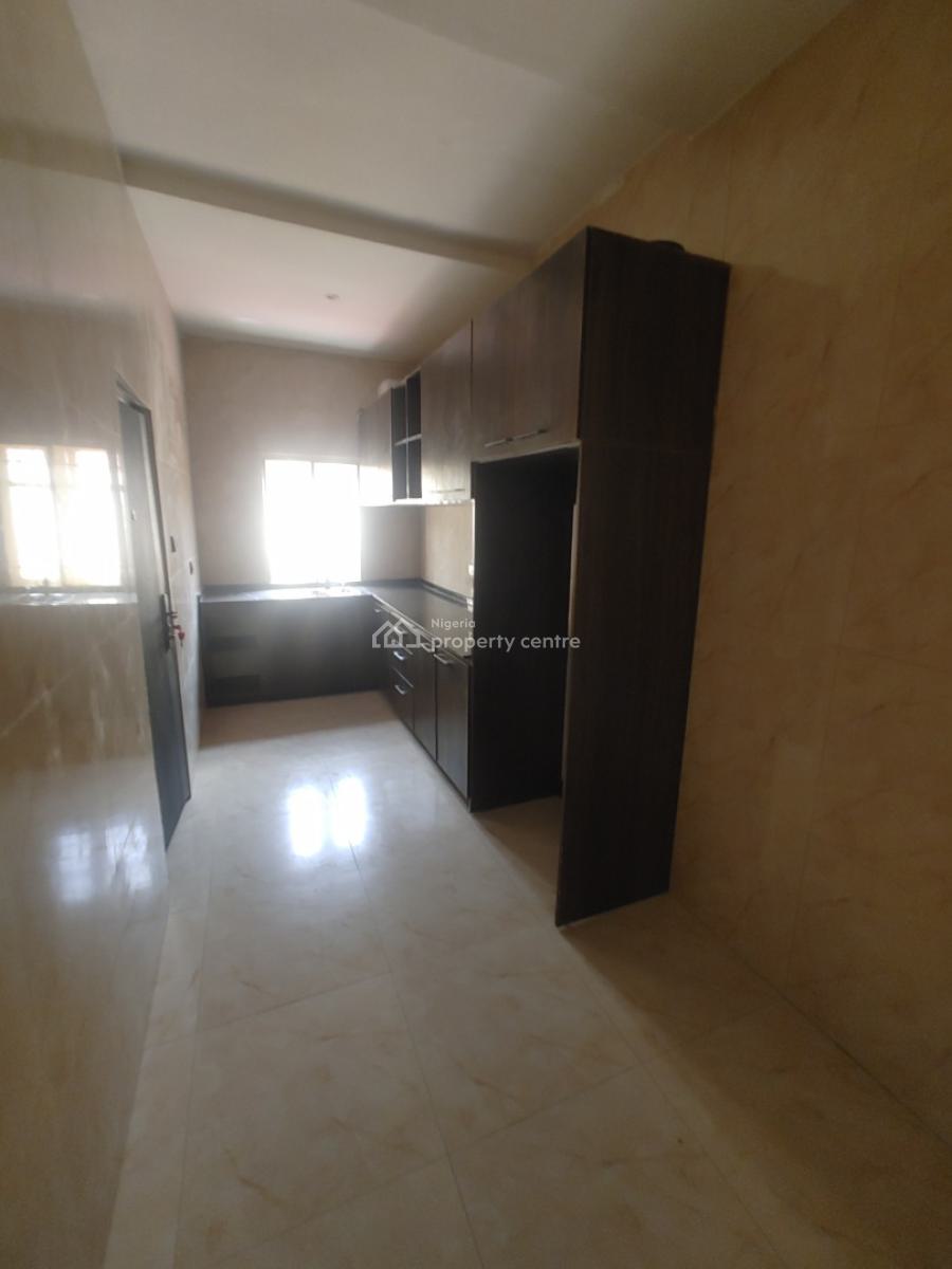 Massive Brand New 3 Bedroom Flat in a Gated Street, Sangotedo, Ajah, Lagos, Flat / Apartment for Rent
