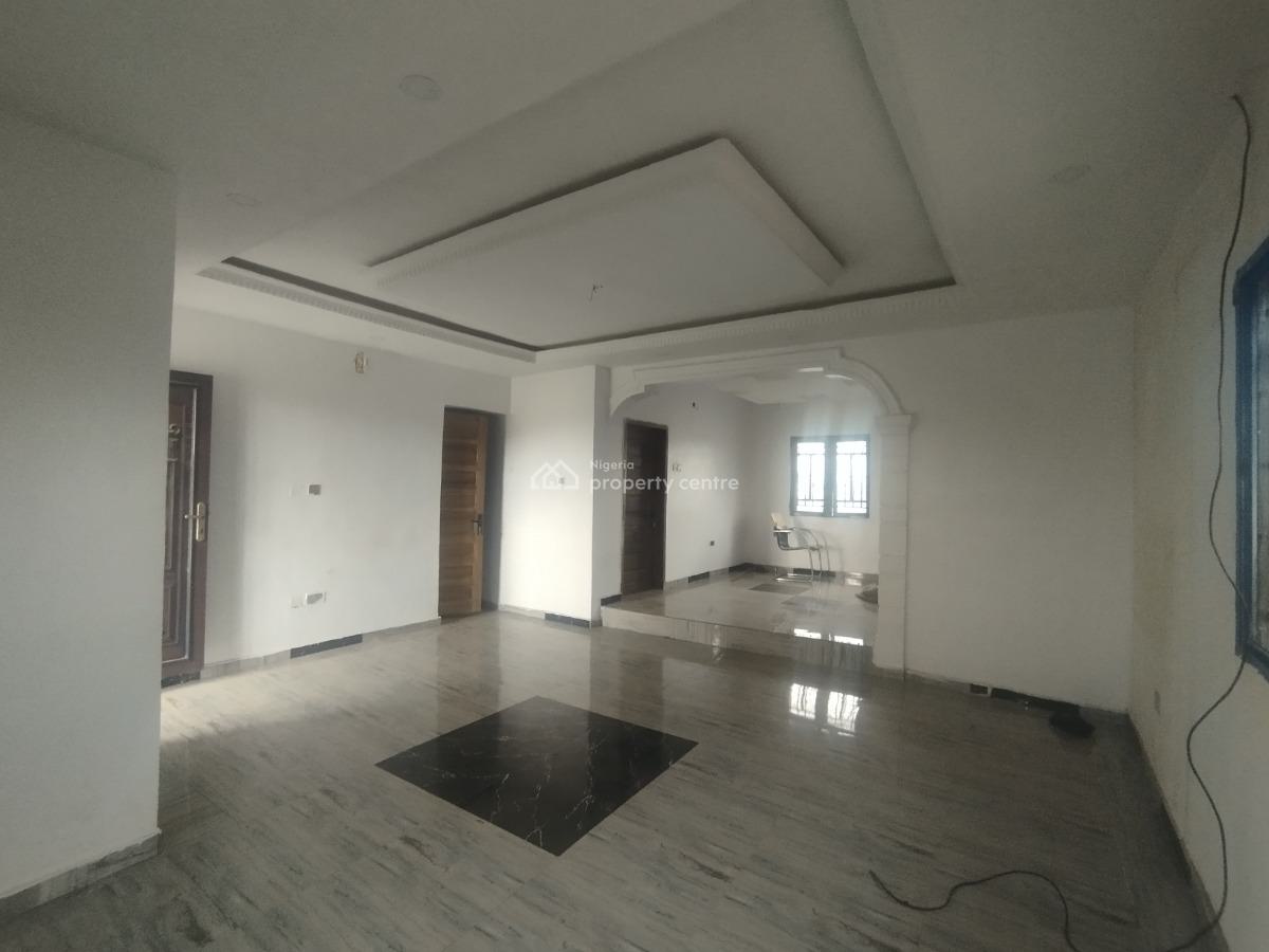 Lovely 3 Bedroom Flat, Ikorodu, Lagos, Flat / Apartment for Rent