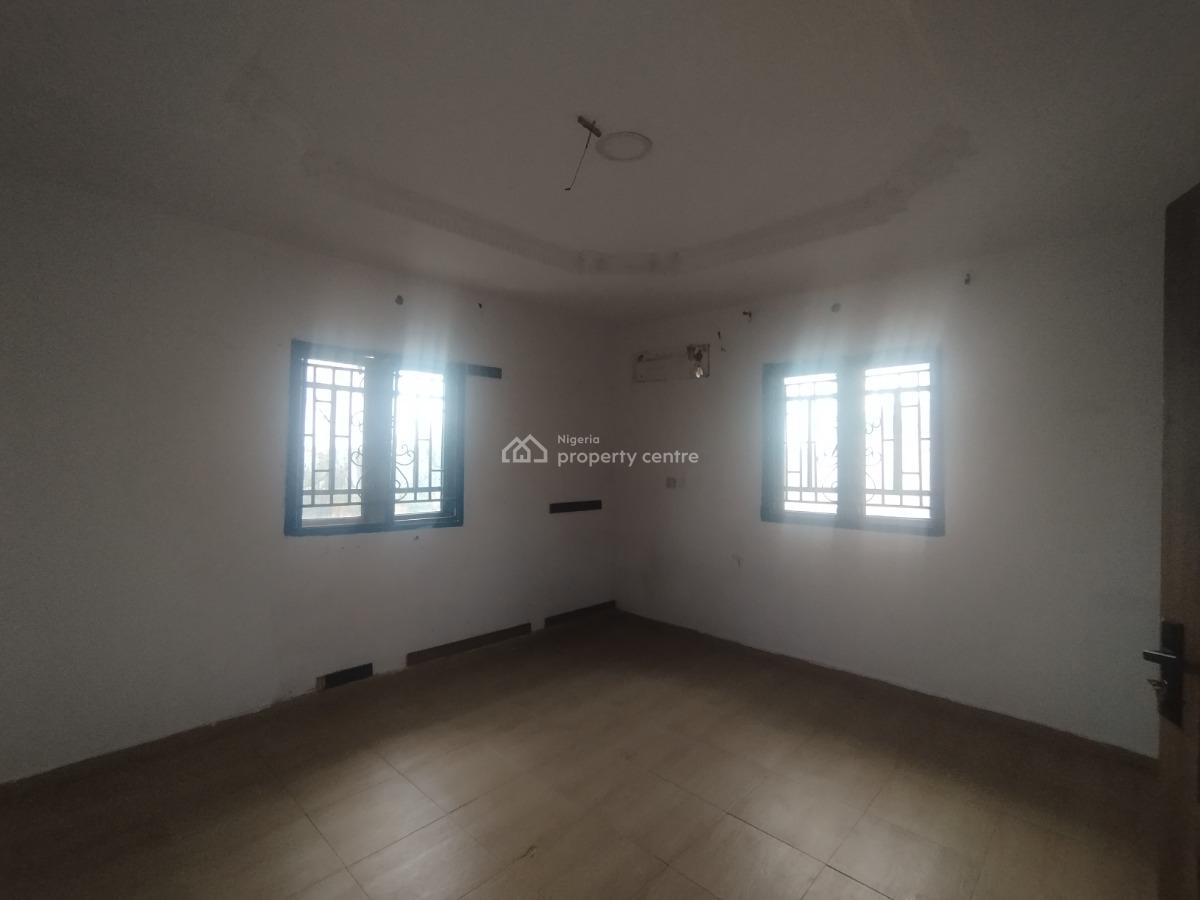 Lovely 3 Bedroom Flat, Ikorodu, Lagos, Flat / Apartment for Rent