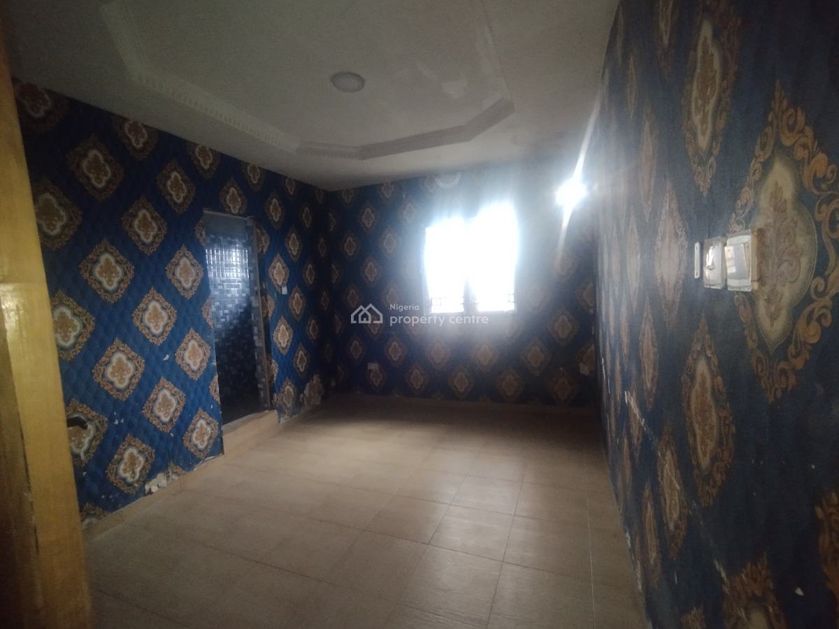 Lovely 3 Bedroom Flat, Ikorodu, Lagos, Flat / Apartment for Rent