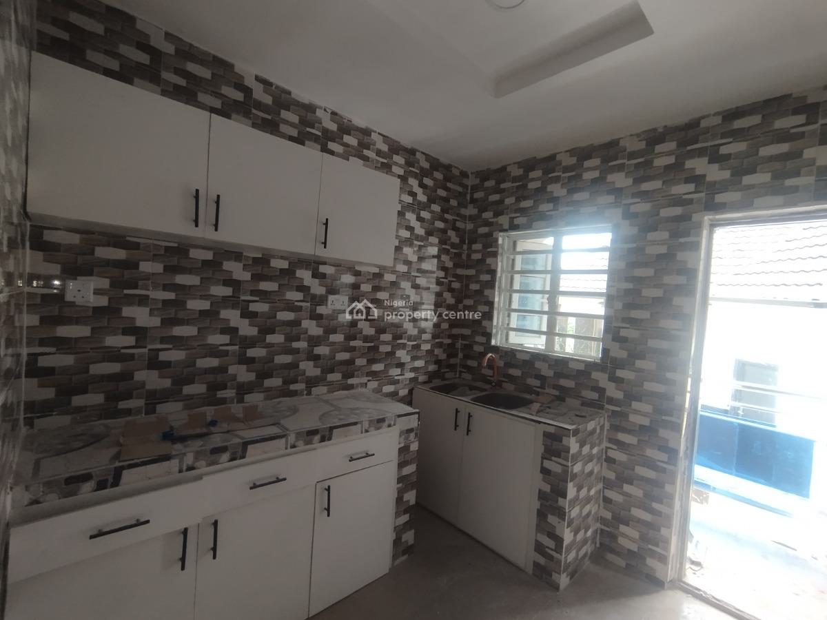 Brand New 2 Bedroom Flat, Ikorodu, Lagos, Flat / Apartment for Rent