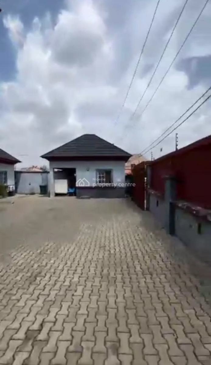 14 Rooms Hotel with Swimming Pool, Gwarinpa, Abuja, Hotel / Guest House for Sale