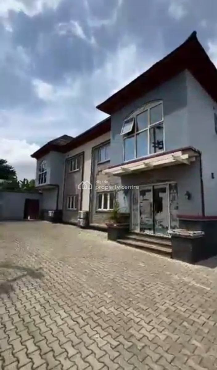 14 Rooms Hotel with Swimming Pool, Gwarinpa, Abuja, Hotel / Guest House for Sale