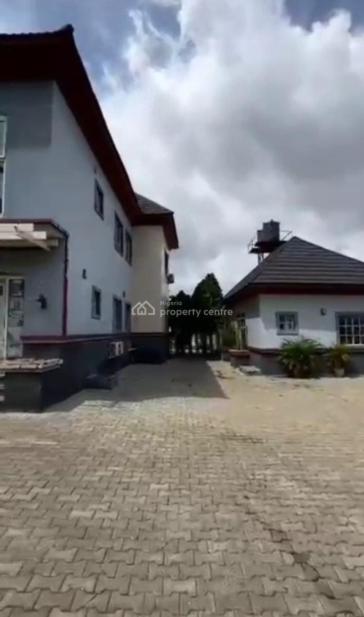 14 Rooms Hotel with Swimming Pool, Gwarinpa, Abuja, Hotel / Guest House for Sale