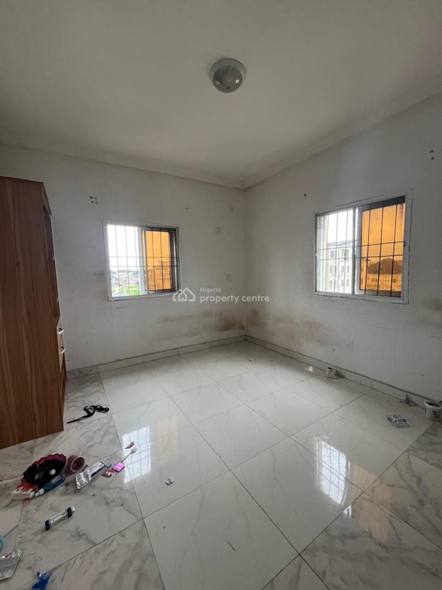 2 Bedroom Flat (upstairs), Hopeville Estate, Sangotedo, Ajah, Lagos, Flat / Apartment for Rent