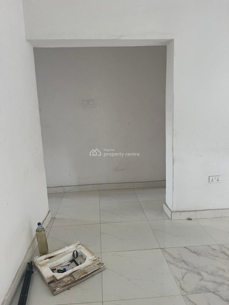 2 Bedroom Flat (upstairs), Hopeville Estate, Sangotedo, Ajah, Lagos, Flat / Apartment for Rent
