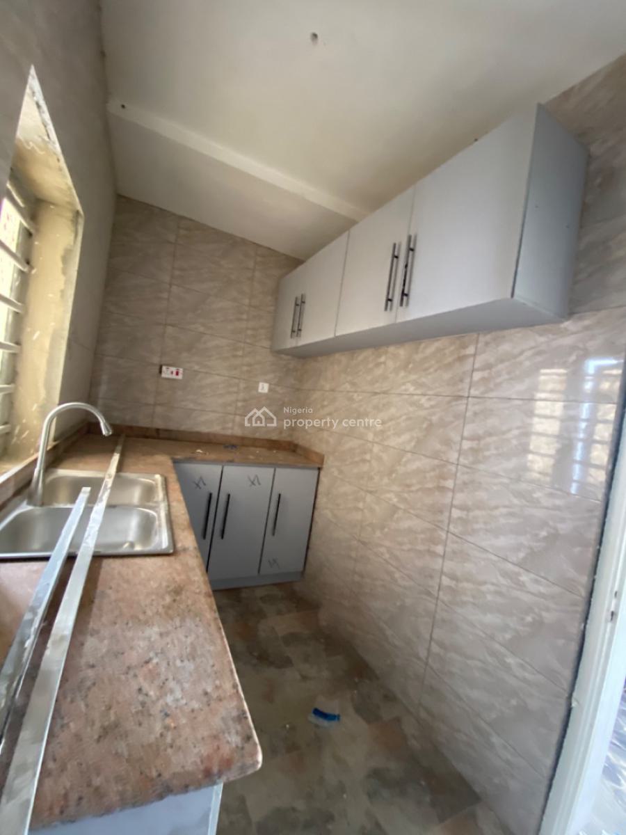 an Executive One Bedroom Flat, Silver Zone Estate Thera Annex, Lekki, Lagos, Flat / Apartment for Rent