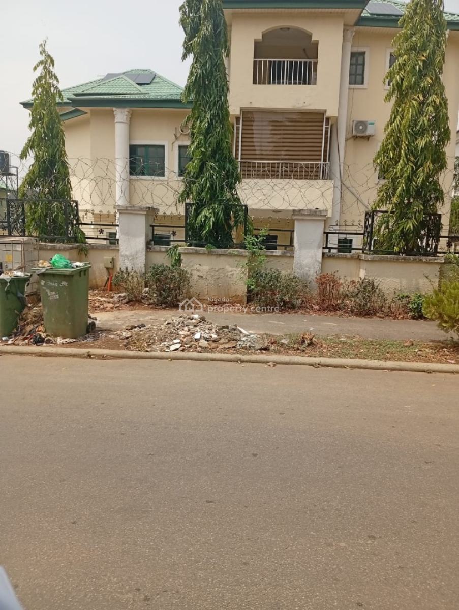 1500sqm Land Size with 4 Units of Terrace Duplex on It, Maitama District, Abuja, Terraced Duplex for Sale