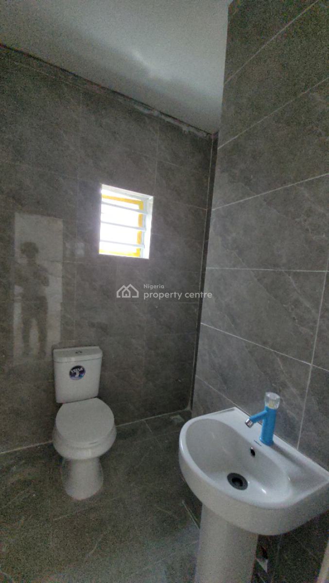 Massive Brand New 2 Bedroom Apartment, Abraham Adesanya, Ajah, Lagos, Flat / Apartment for Rent