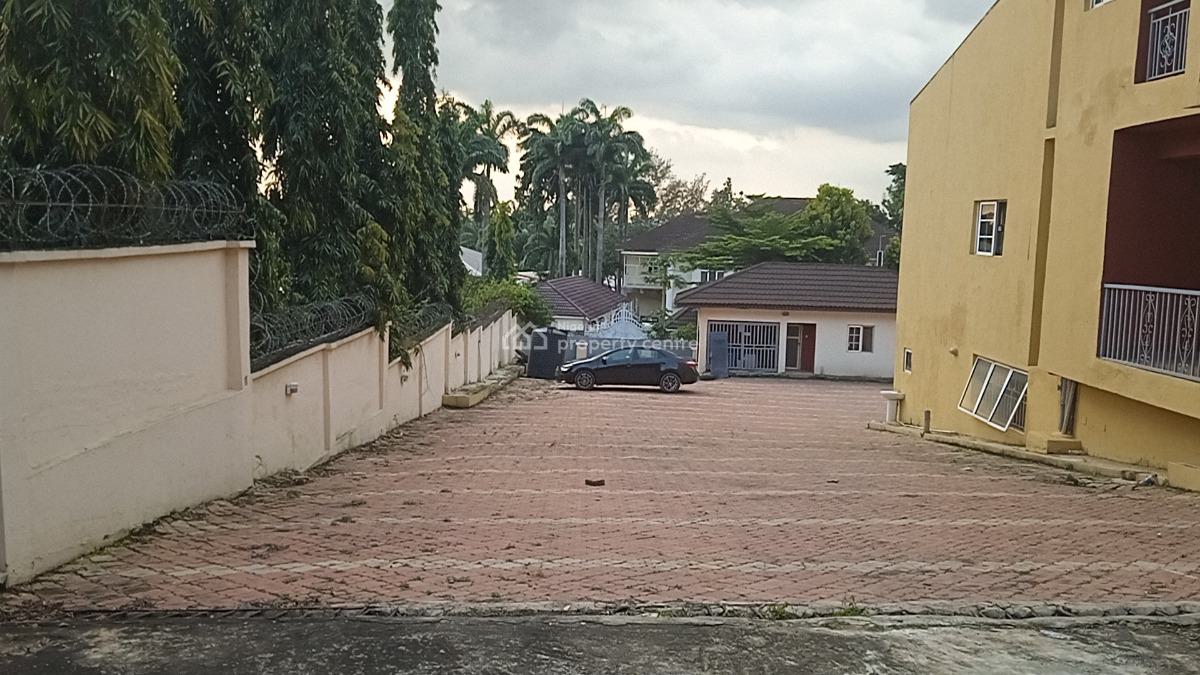 7 Bedroom House with Massive Bungalow Bq, Asokoro District, Abuja, Detached Duplex for Rent