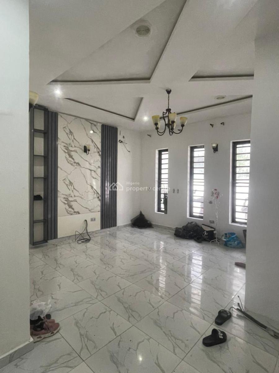 Spacious Standard Mini Flat Downstairs, Orchid Road Eleganza Bustop, Lekki Phase 2, Lekki, Lagos, Mini Flat (room and Parlour) for Rent