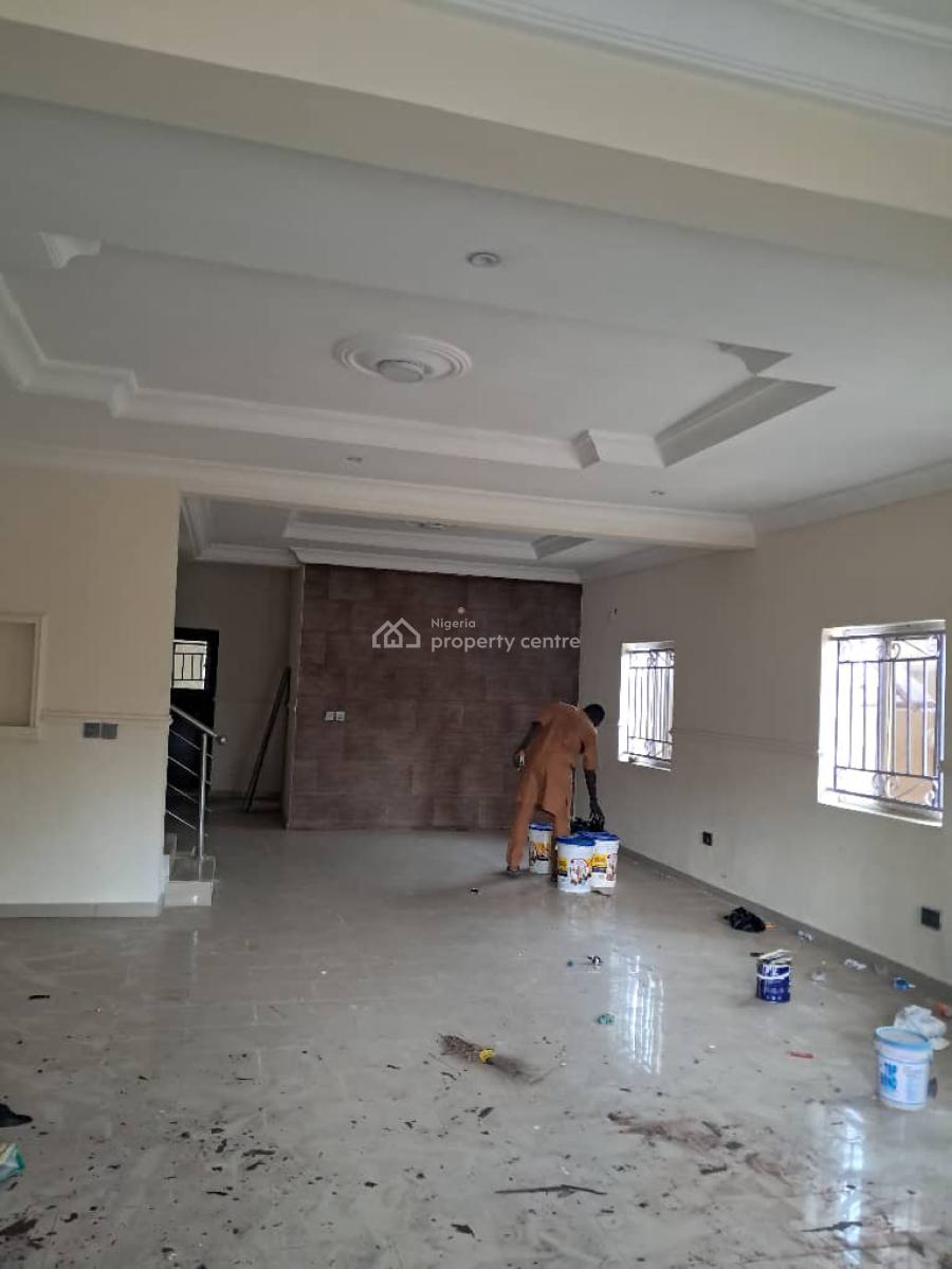 4 Bedroom Semi-detached Duplex with 1 Bedroom Chalet + Gatehouse, New Road Alpha Beach Chevron, Lekki, Lagos, Semi-detached Duplex for Rent