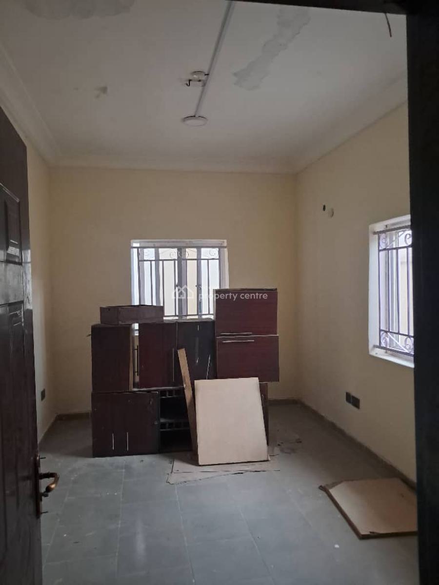 4 Bedroom Semi-detached Duplex with 1 Bedroom Chalet + Gatehouse, New Road Alpha Beach Chevron, Lekki, Lagos, Semi-detached Duplex for Rent