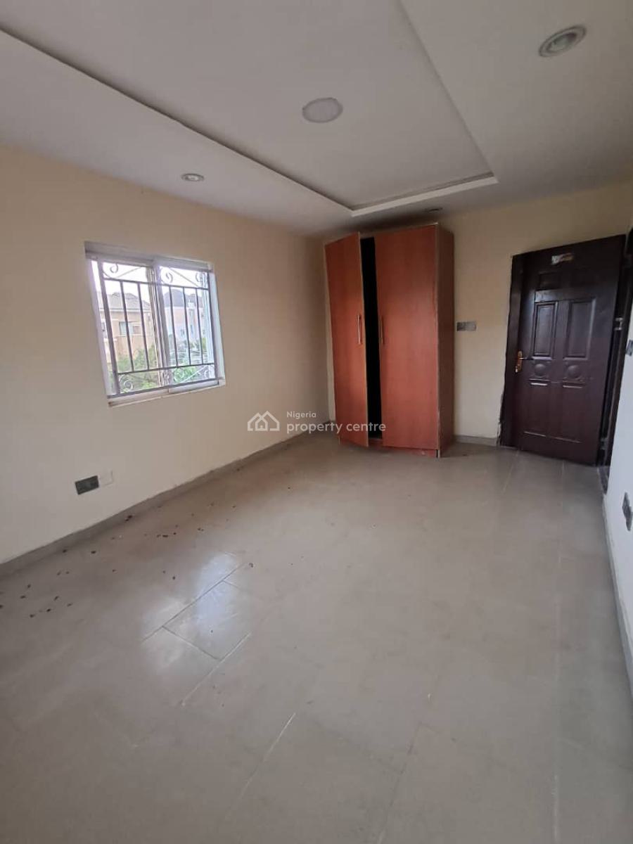 4 Bedroom Semi-detached Duplex with 1 Bedroom Chalet + Gatehouse, New Road Alpha Beach Chevron, Lekki, Lagos, Semi-detached Duplex for Rent