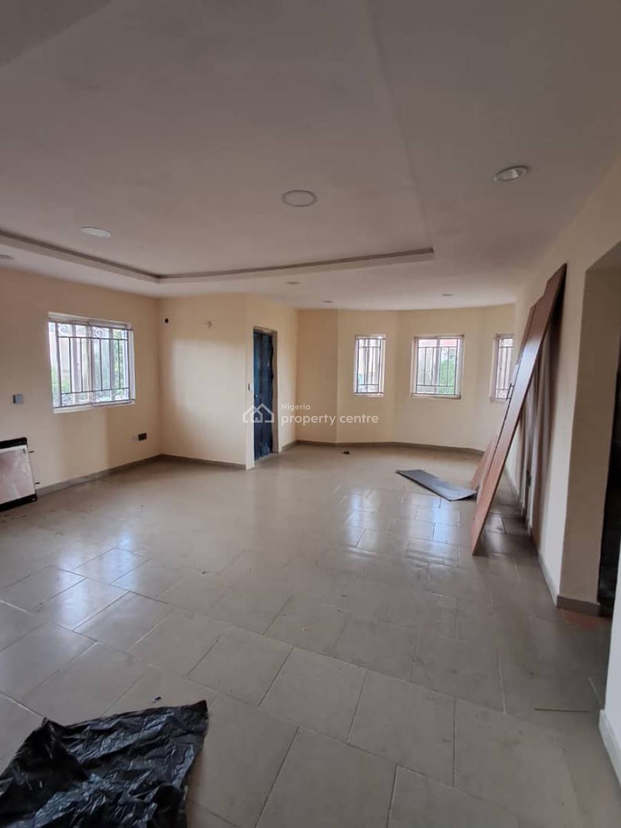4 Bedroom Semi-detached Duplex with 1 Bedroom Chalet + Gatehouse, New Road Alpha Beach Chevron, Lekki, Lagos, Semi-detached Duplex for Rent