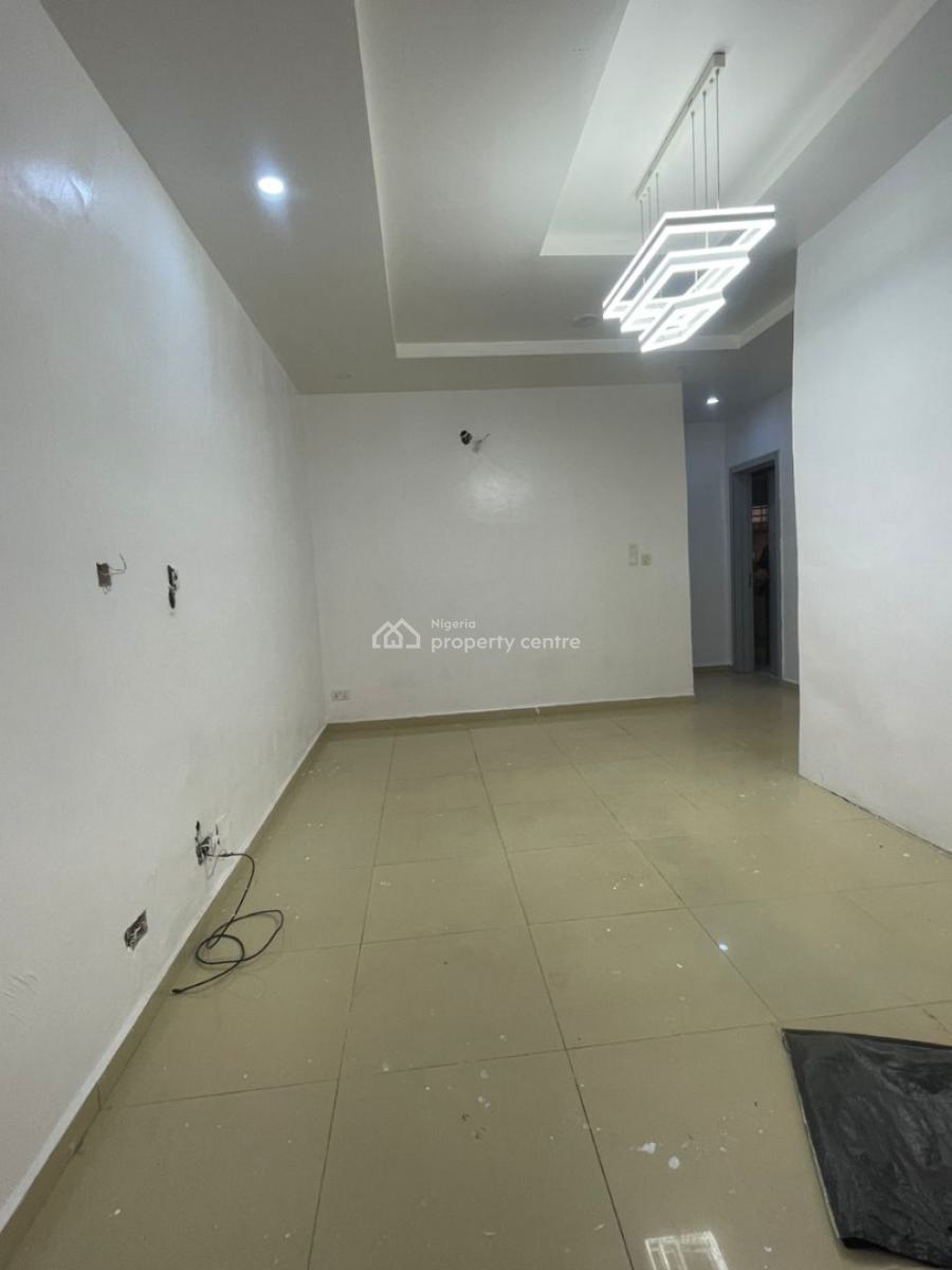 Spacious Tastefully Built Mini Flat with Swimming Pool, Victoria Bay Estate, Lekki Phase 2, Lekki, Lagos, Mini Flat (room and Parlour) for Rent