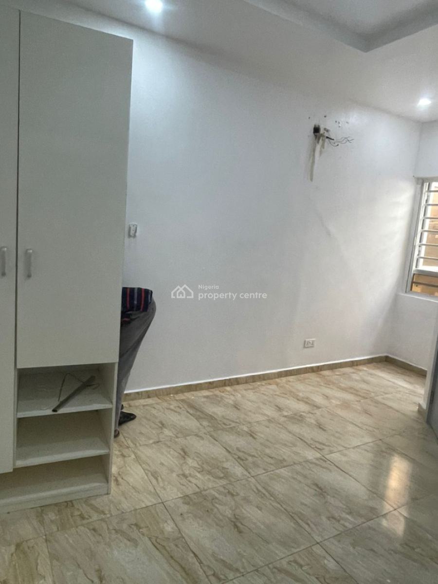 Spacious Tastefully Built Mini Flat with Swimming Pool, Victoria Bay Estate, Lekki Phase 2, Lekki, Lagos, Mini Flat (room and Parlour) for Rent