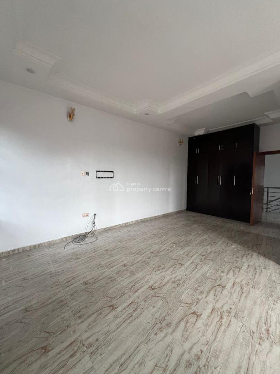 Self Serviced 4 Bedroom Semi-detached Duplex, Osapa, Lekki, Lagos, Semi-detached Duplex for Rent