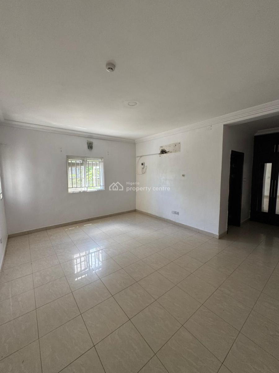 3 Bedroom Apartment with a Gym,  Pool and Bq, Victoria Island (vi), Lagos, Flat / Apartment for Rent