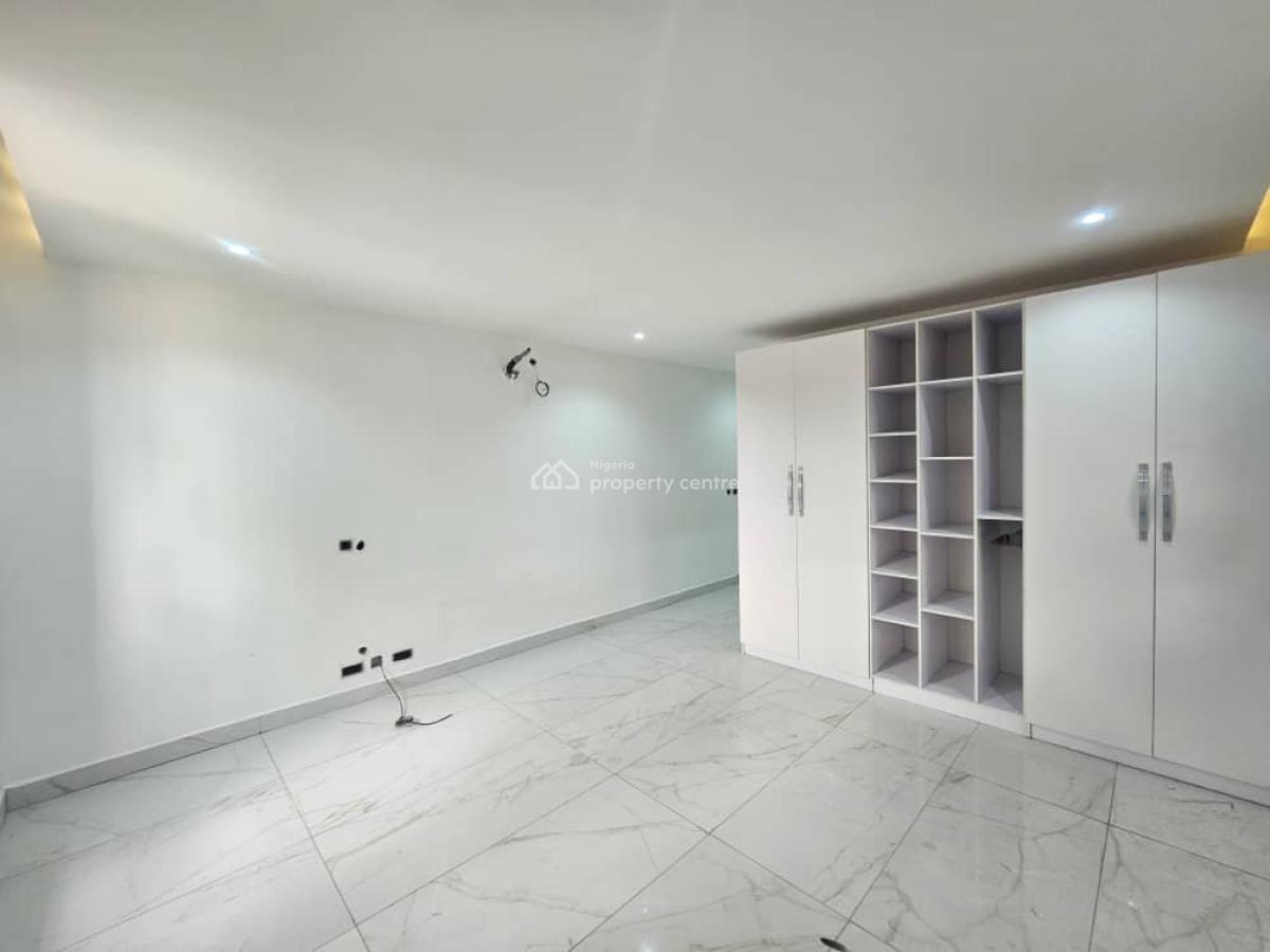 Luxury 3 Bedroom Flat with Bq,fitted Kitchen,elevator,swimming Pool,gy, Off Glover Road., Old Ikoyi, Ikoyi, Lagos, Flat / Apartment for Rent