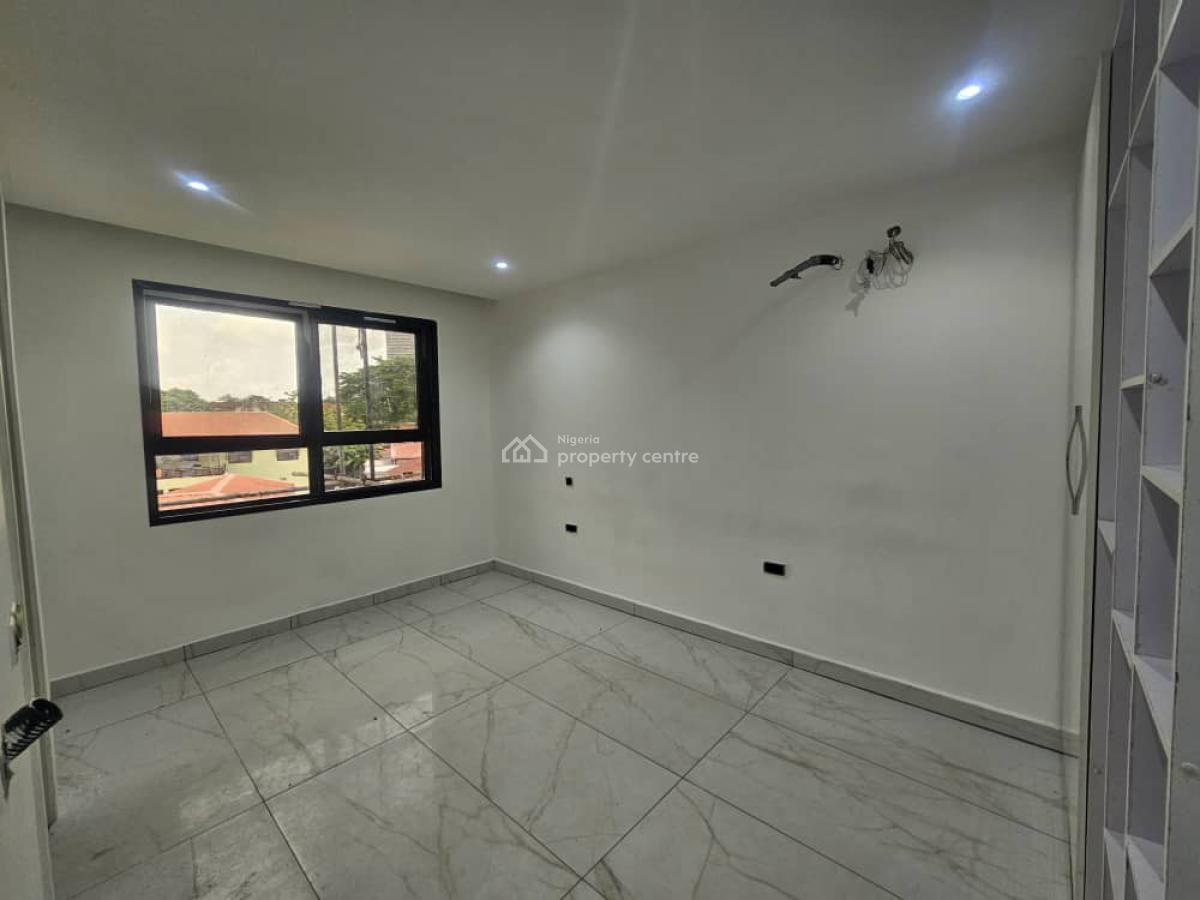 Luxury 3 Bedroom Flat with Bq,fitted Kitchen,elevator,swimming Pool,gy, Off Glover Road., Old Ikoyi, Ikoyi, Lagos, Flat / Apartment for Rent
