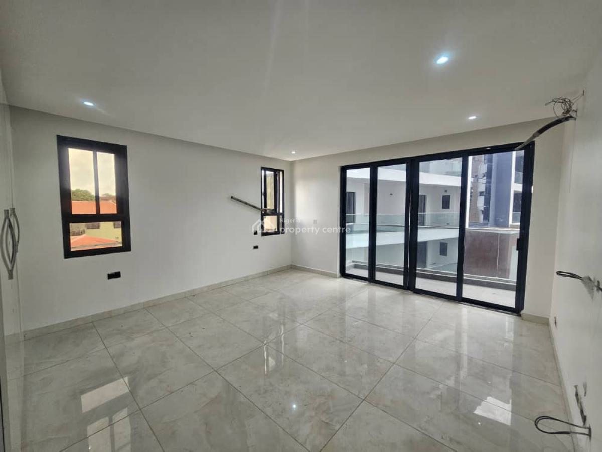 Luxury 3 Bedroom Flat with Bq,fitted Kitchen,elevator,swimming Pool,gy, Off Glover Road., Old Ikoyi, Ikoyi, Lagos, Flat / Apartment for Rent